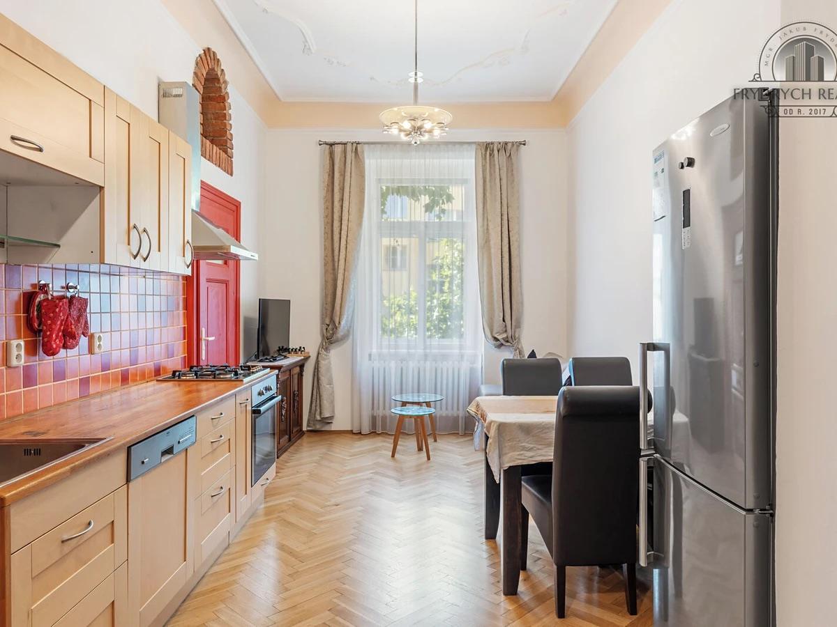 Pronájem bytu 1+1 45 m², Malátova, Praha 5 – Smíchov